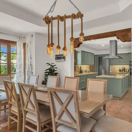 Villa Magnolia Marbella